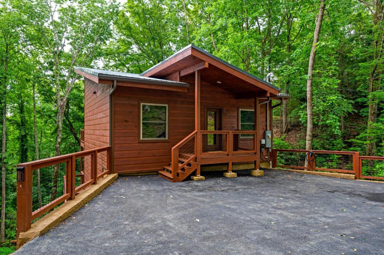 New Cozy Mountain Cabin Hot Tub Near Downtown Гатлінбург Екстер'єр фото