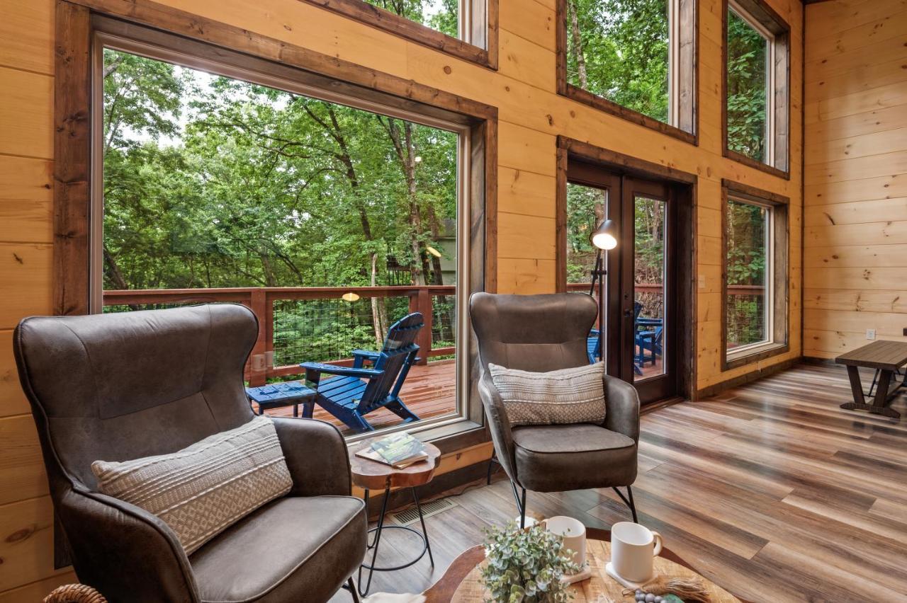 New Cozy Mountain Cabin Hot Tub Near Downtown Гатлінбург Екстер'єр фото