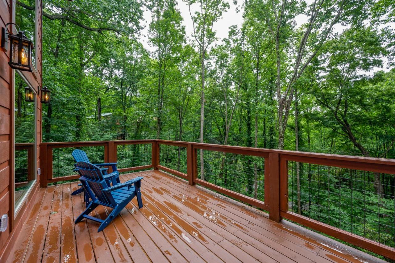 New Cozy Mountain Cabin Hot Tub Near Downtown Гатлінбург Екстер'єр фото
