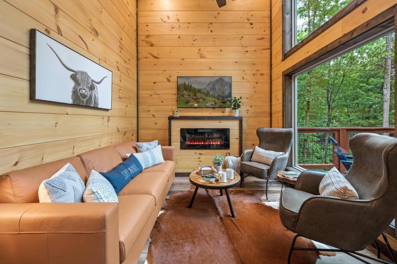 New Cozy Mountain Cabin Hot Tub Near Downtown Гатлінбург Екстер'єр фото