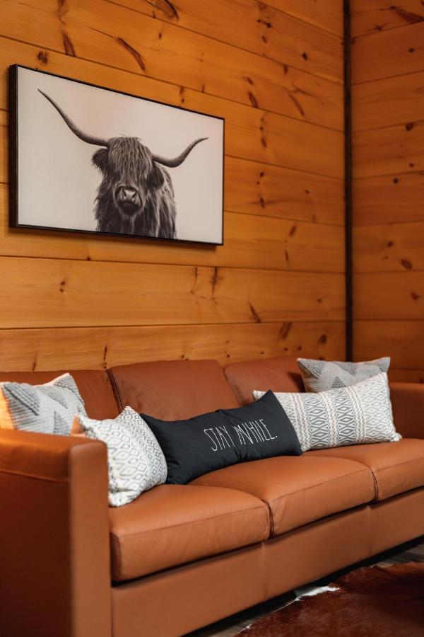 New Cozy Mountain Cabin Hot Tub Near Downtown Гатлінбург Екстер'єр фото